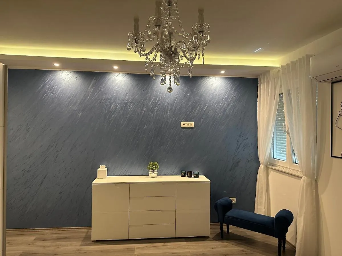 Bellevue Apartment Crikvenica 0*,